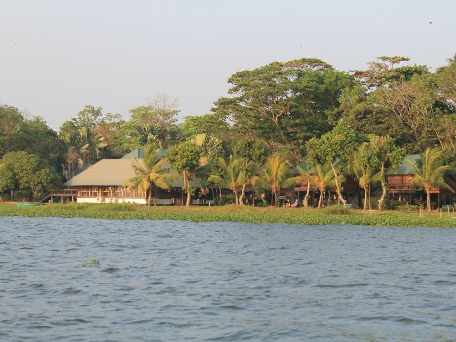 Hotel Ktdc Water Scapes Kumarakom Esterno foto