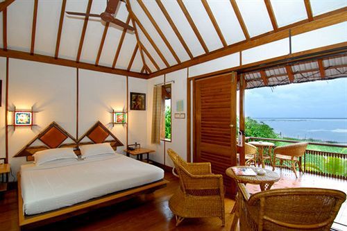 Hotel Ktdc Water Scapes Kumarakom Esterno foto